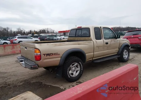 2003 Toyota Tacoma Base V6 z USA, uszkodzony, nr VIN 5TEWN72N63Z297423